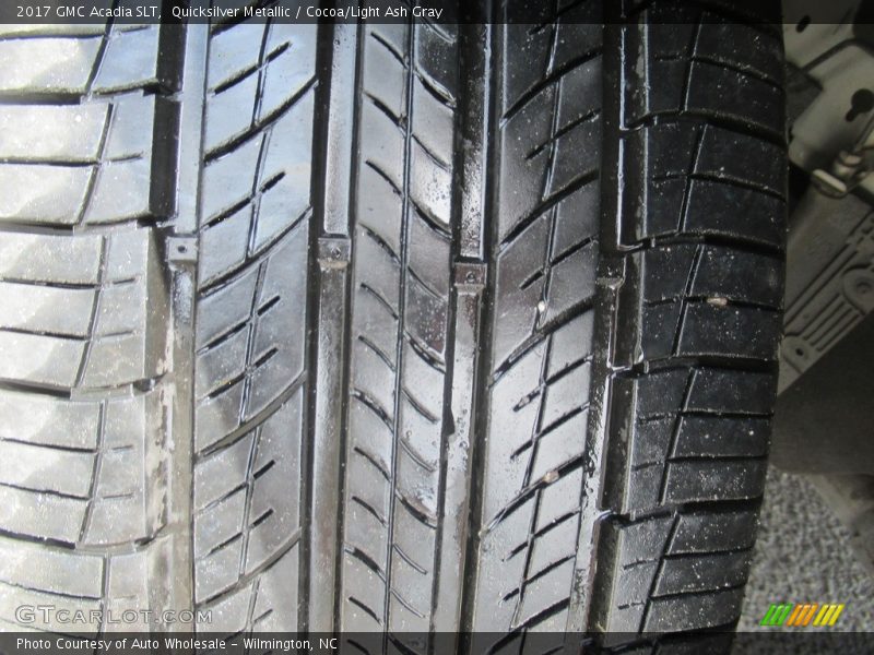 Quicksilver Metallic / Cocoa/Light Ash Gray 2017 GMC Acadia SLT