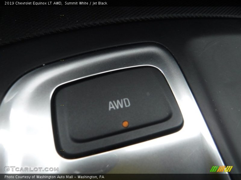 Summit White / Jet Black 2019 Chevrolet Equinox LT AWD