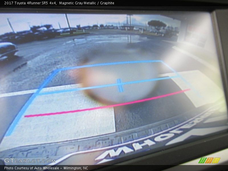 Magnetic Gray Metallic / Graphite 2017 Toyota 4Runner SR5 4x4