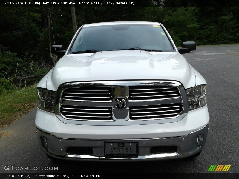Bright White / Black/Diesel Gray 2016 Ram 1500 Big Horn Crew Cab 4x4