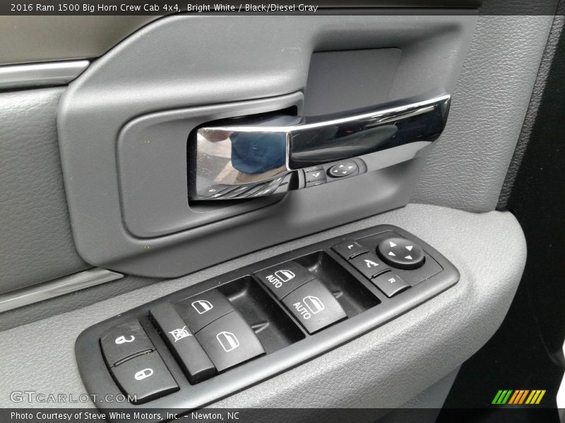 Bright White / Black/Diesel Gray 2016 Ram 1500 Big Horn Crew Cab 4x4
