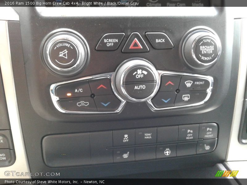 Bright White / Black/Diesel Gray 2016 Ram 1500 Big Horn Crew Cab 4x4