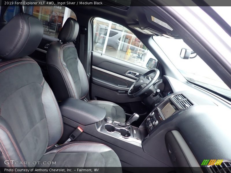 Ingot Silver / Medium Black 2019 Ford Explorer XLT 4WD