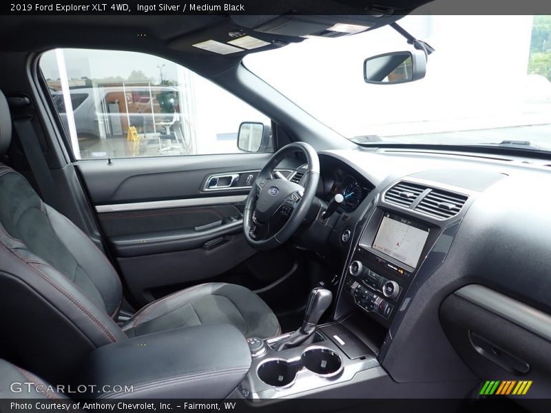 Ingot Silver / Medium Black 2019 Ford Explorer XLT 4WD