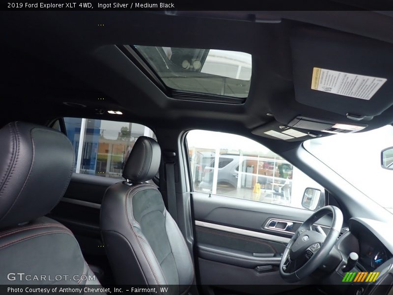 Ingot Silver / Medium Black 2019 Ford Explorer XLT 4WD