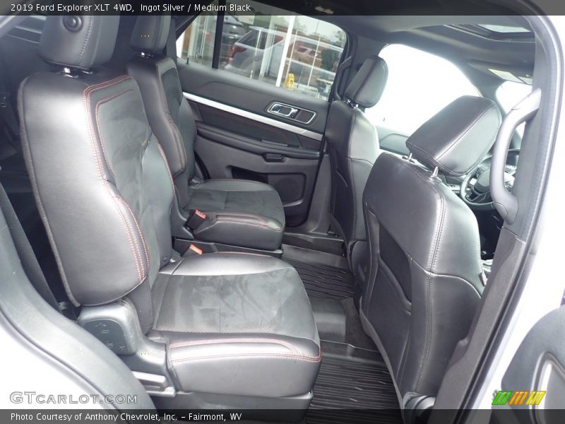 Ingot Silver / Medium Black 2019 Ford Explorer XLT 4WD