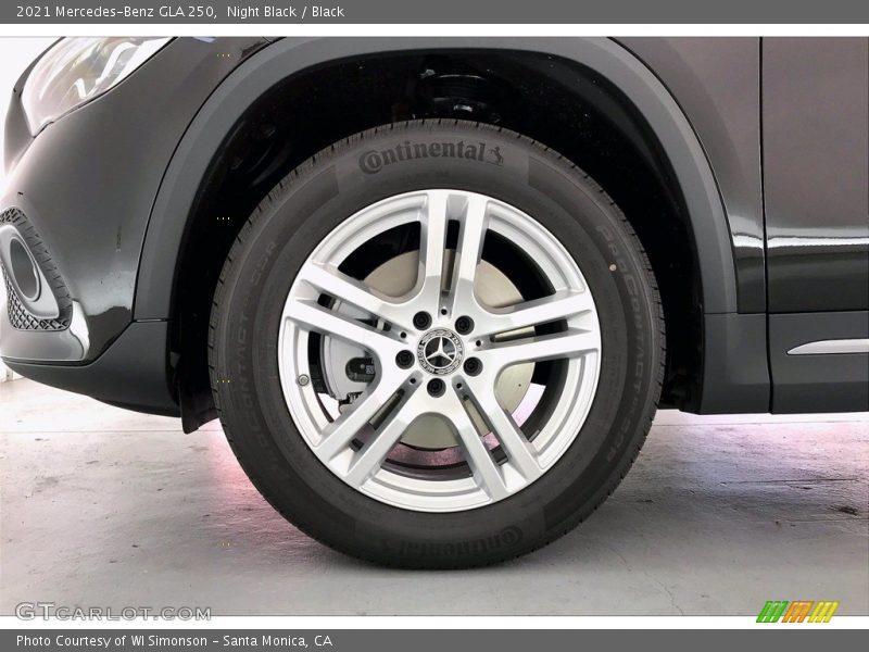 Night Black / Black 2021 Mercedes-Benz GLA 250