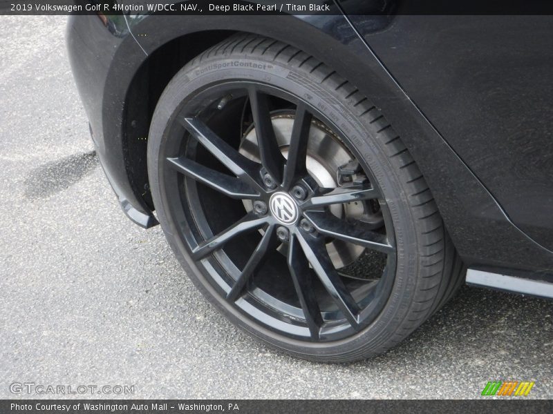  2019 Golf R 4Motion W/DCC. NAV. Wheel