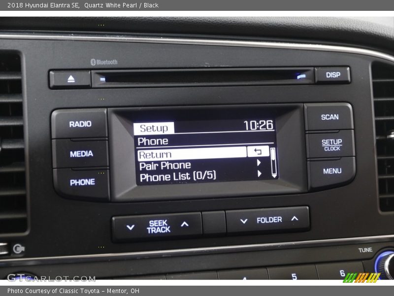 Quartz White Pearl / Black 2018 Hyundai Elantra SE