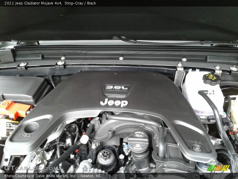 Sting-Gray / Black 2021 Jeep Gladiator Mojave 4x4