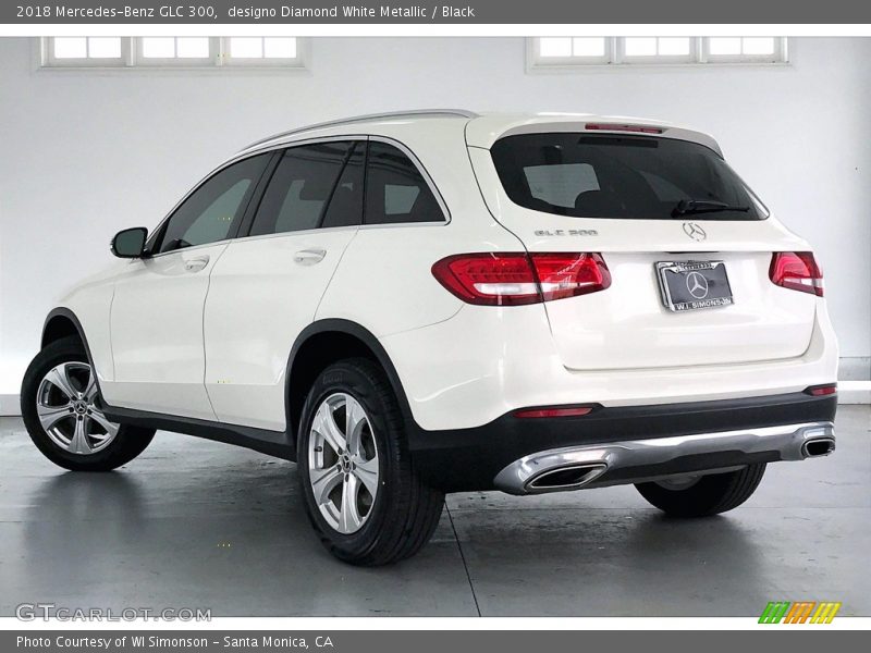 designo Diamond White Metallic / Black 2018 Mercedes-Benz GLC 300