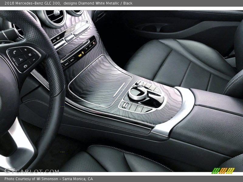 designo Diamond White Metallic / Black 2018 Mercedes-Benz GLC 300