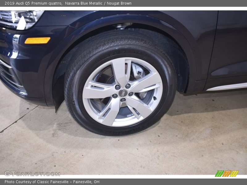 Navarra Blue Metallic / Nougat Brown 2019 Audi Q5 Premium quattro