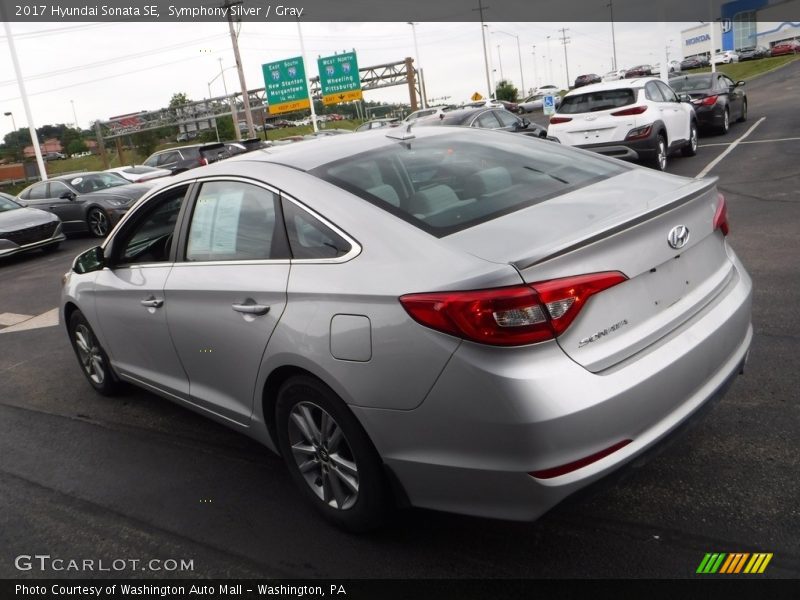 Symphony Silver / Gray 2017 Hyundai Sonata SE