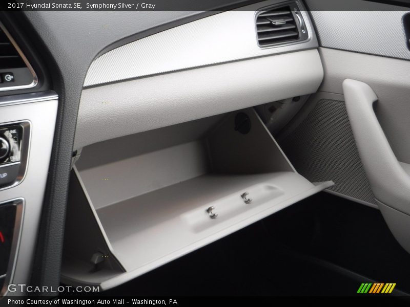 Symphony Silver / Gray 2017 Hyundai Sonata SE