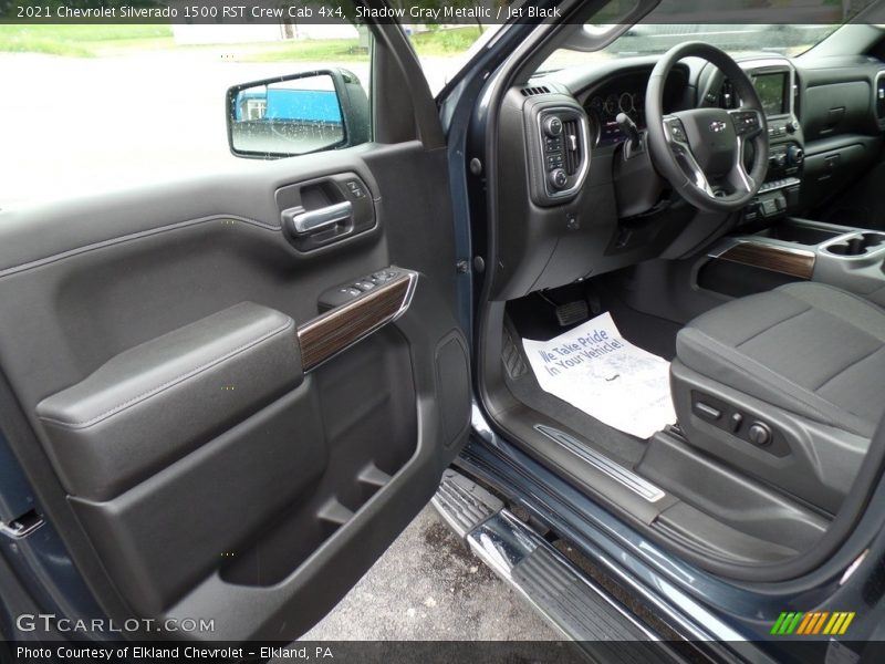 Shadow Gray Metallic / Jet Black 2021 Chevrolet Silverado 1500 RST Crew Cab 4x4