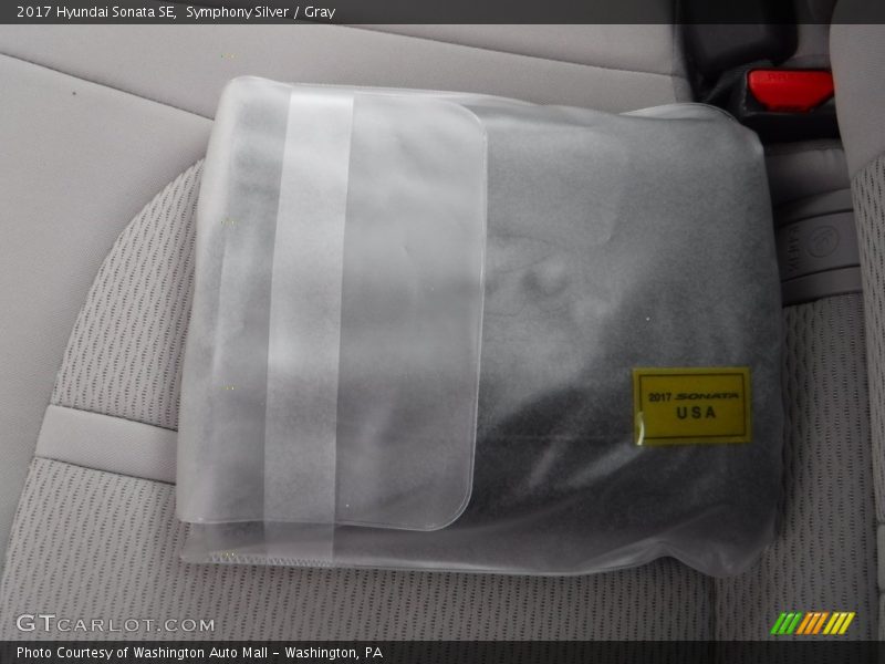 Symphony Silver / Gray 2017 Hyundai Sonata SE