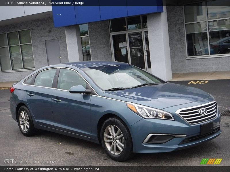 Nouveau Blue / Beige 2016 Hyundai Sonata SE