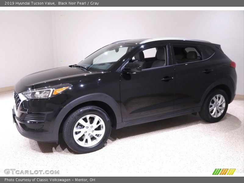 Black Noir Pearl / Gray 2019 Hyundai Tucson Value