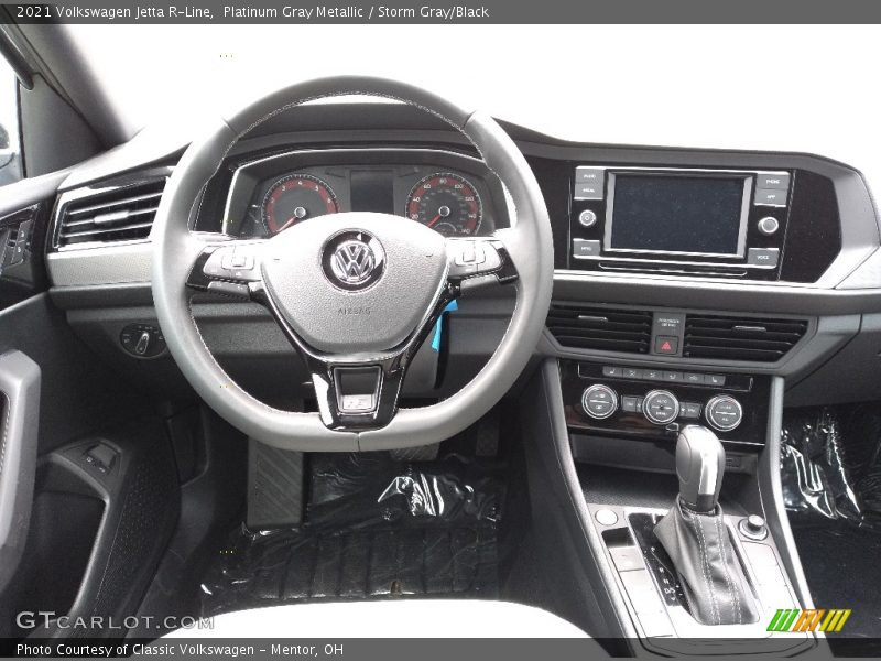 Platinum Gray Metallic / Storm Gray/Black 2021 Volkswagen Jetta R-Line