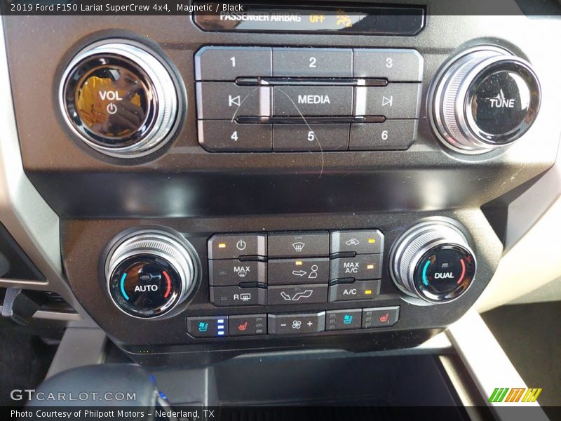 Magnetic / Black 2019 Ford F150 Lariat SuperCrew 4x4