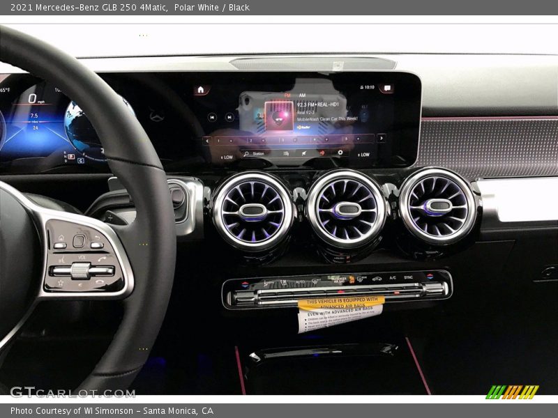 Polar White / Black 2021 Mercedes-Benz GLB 250 4Matic