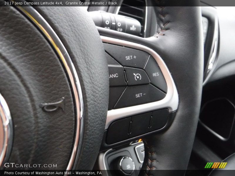Granite Crystal Metallic / Black 2017 Jeep Compass Latitude 4x4