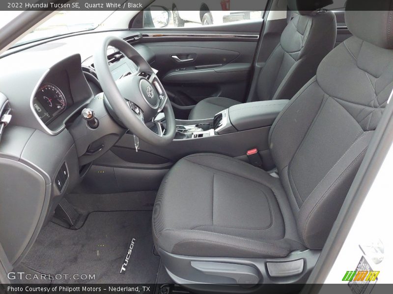 Quartz White / Black 2022 Hyundai Tucson SE
