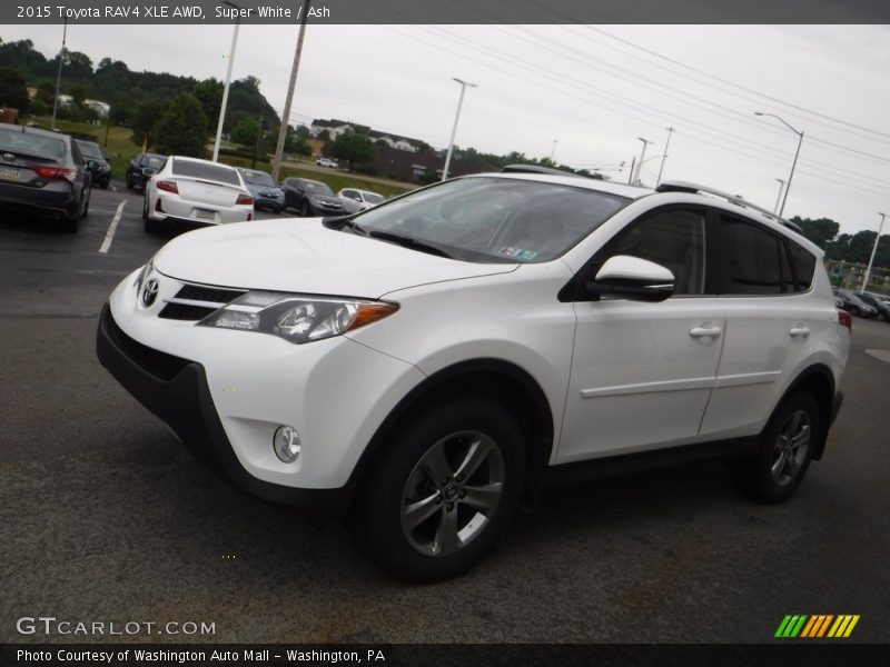 Super White / Ash 2015 Toyota RAV4 XLE AWD