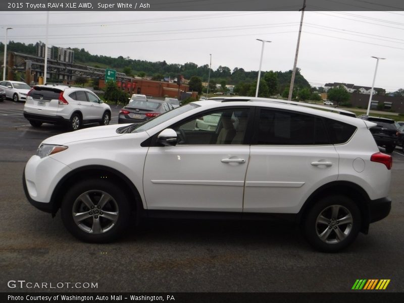 Super White / Ash 2015 Toyota RAV4 XLE AWD
