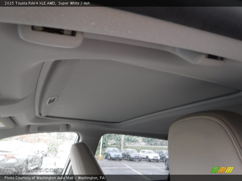 Super White / Ash 2015 Toyota RAV4 XLE AWD