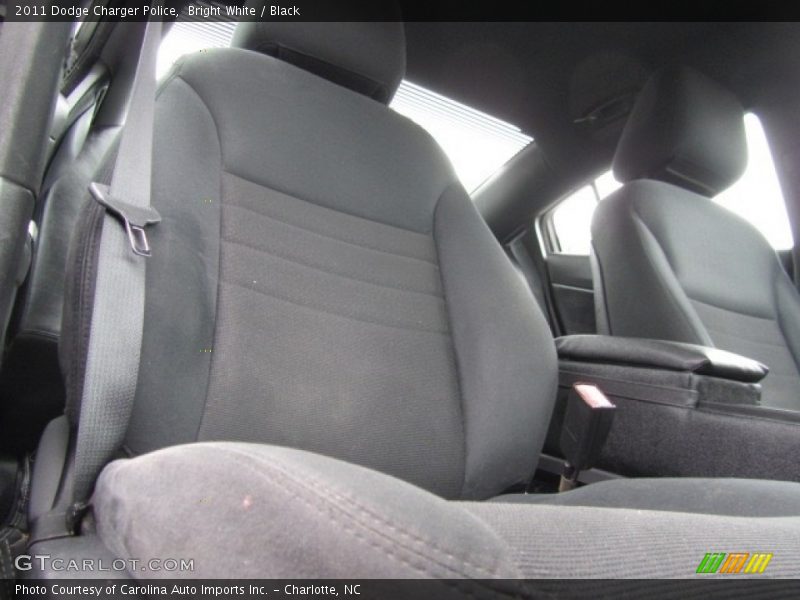 Bright White / Black 2011 Dodge Charger Police