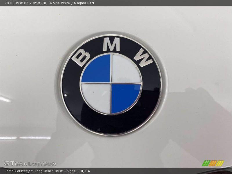 Alpine White / Magma Red 2018 BMW X2 xDrive28i
