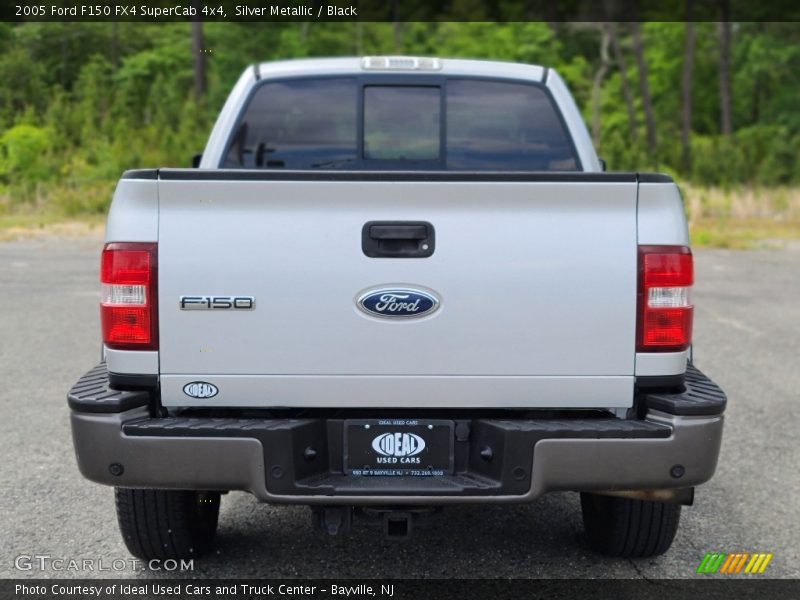 Silver Metallic / Black 2005 Ford F150 FX4 SuperCab 4x4