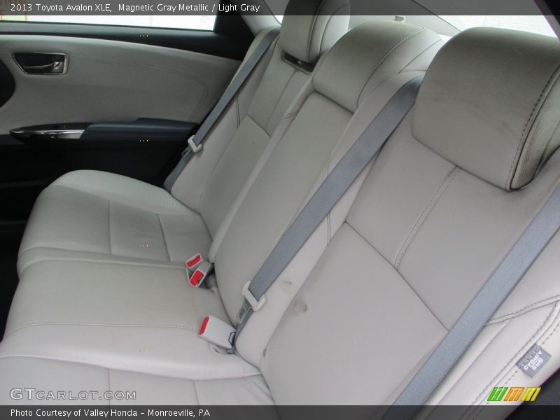 Magnetic Gray Metallic / Light Gray 2013 Toyota Avalon XLE