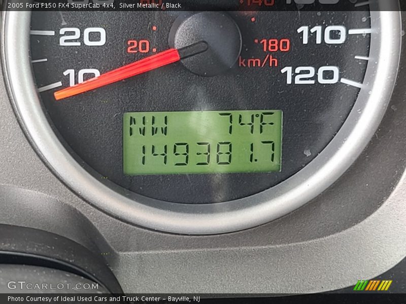 Silver Metallic / Black 2005 Ford F150 FX4 SuperCab 4x4