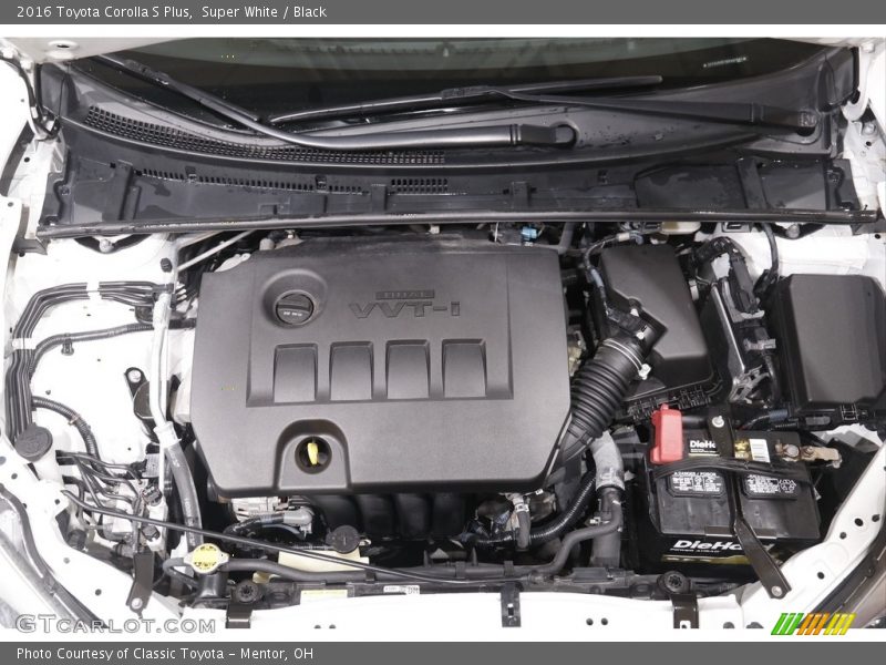 Super White / Black 2016 Toyota Corolla S Plus