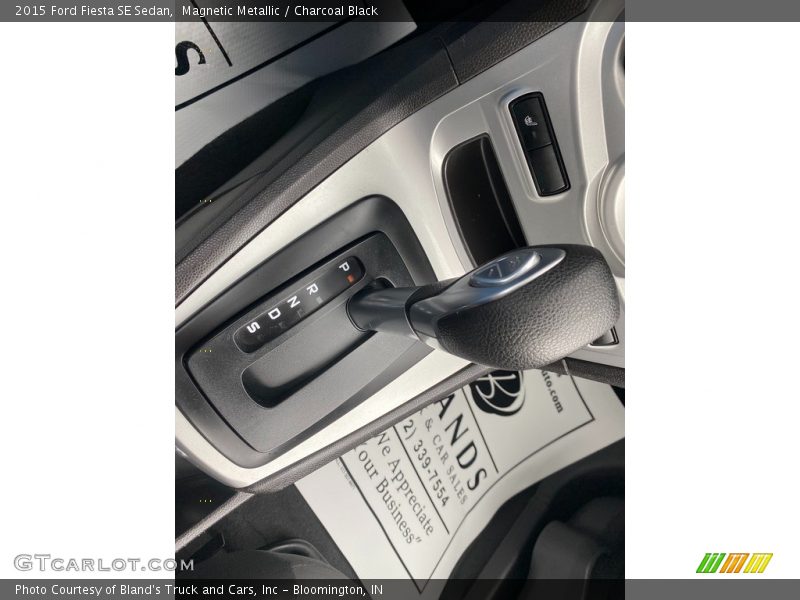 Magnetic Metallic / Charcoal Black 2015 Ford Fiesta SE Sedan
