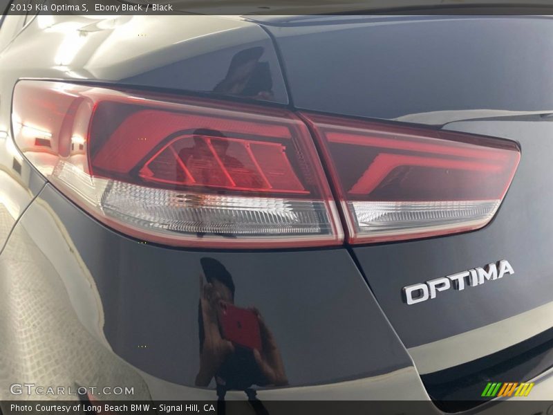 Ebony Black / Black 2019 Kia Optima S