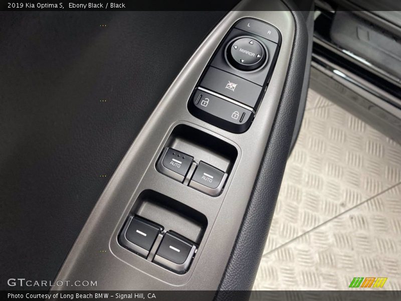 Ebony Black / Black 2019 Kia Optima S
