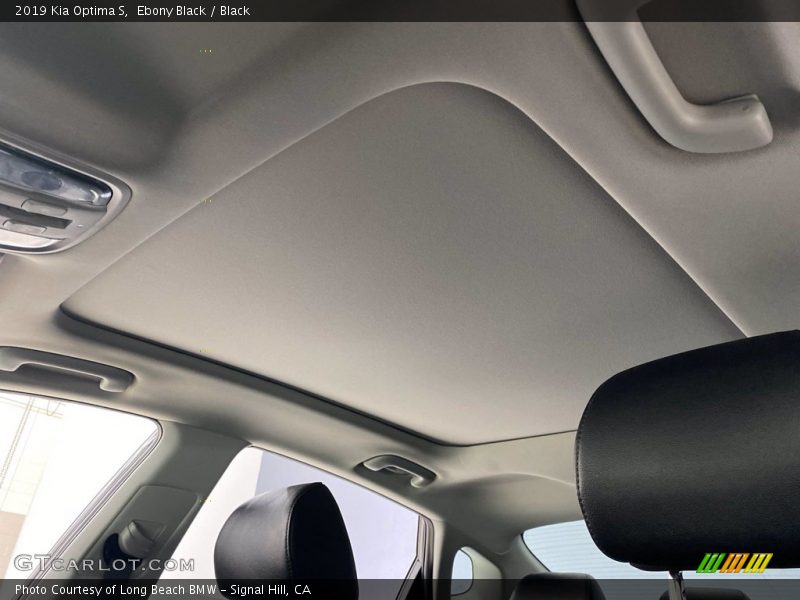 Ebony Black / Black 2019 Kia Optima S