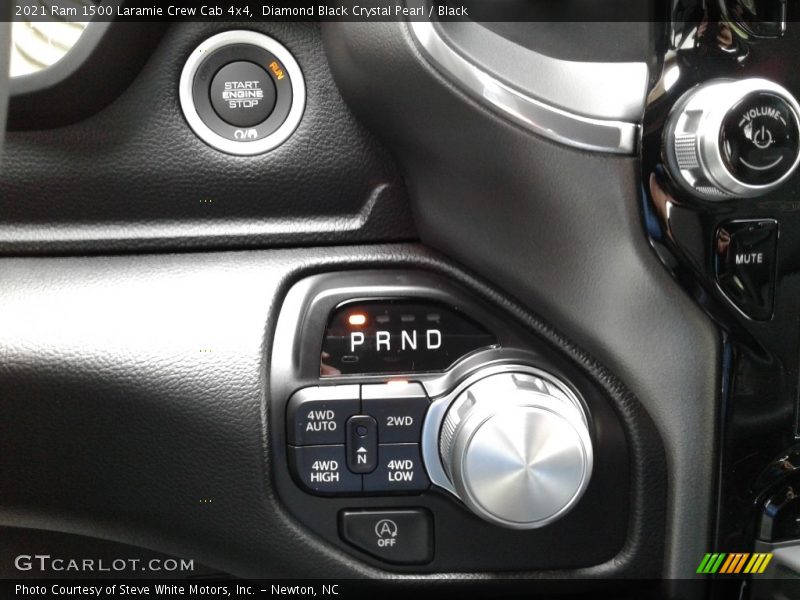 Diamond Black Crystal Pearl / Black 2021 Ram 1500 Laramie Crew Cab 4x4