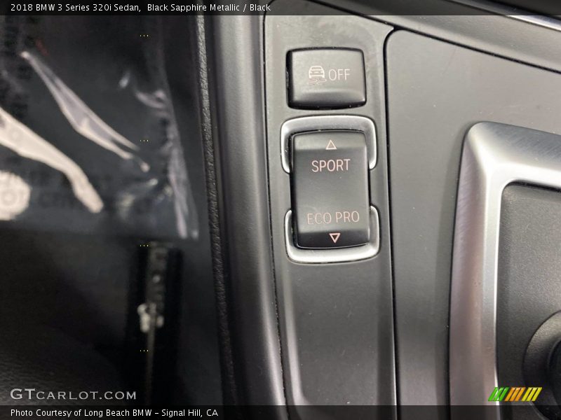 Black Sapphire Metallic / Black 2018 BMW 3 Series 320i Sedan