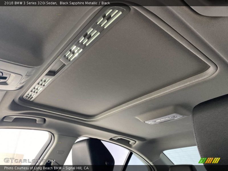 Black Sapphire Metallic / Black 2018 BMW 3 Series 320i Sedan