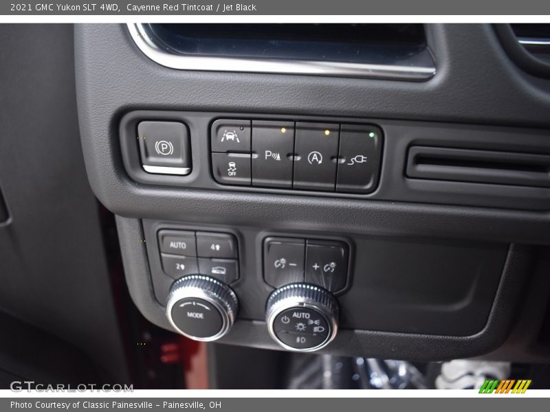 Cayenne Red Tintcoat / Jet Black 2021 GMC Yukon SLT 4WD