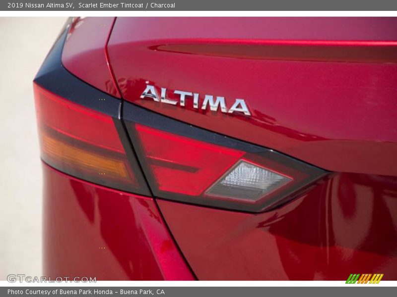 Scarlet Ember Tintcoat / Charcoal 2019 Nissan Altima SV
