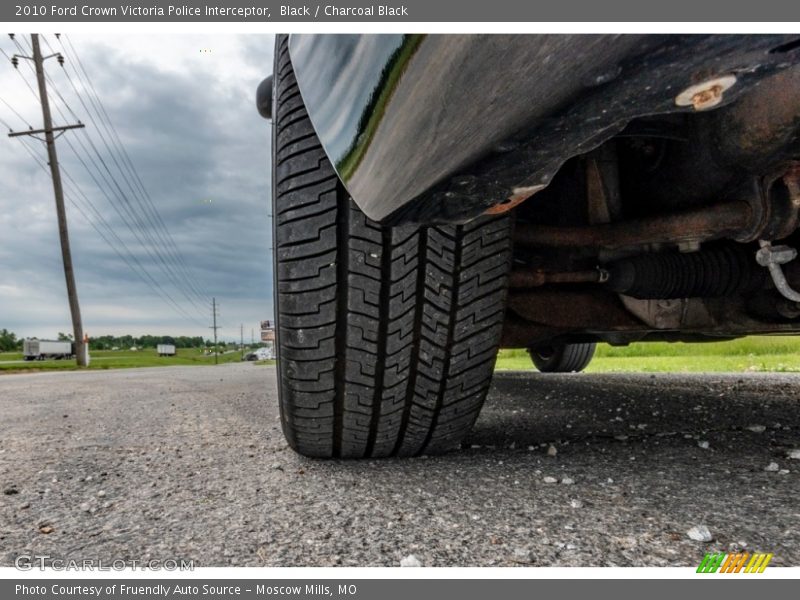 Black / Charcoal Black 2010 Ford Crown Victoria Police Interceptor