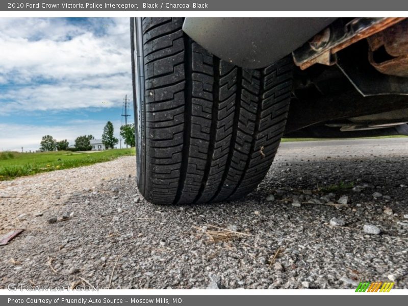 Black / Charcoal Black 2010 Ford Crown Victoria Police Interceptor