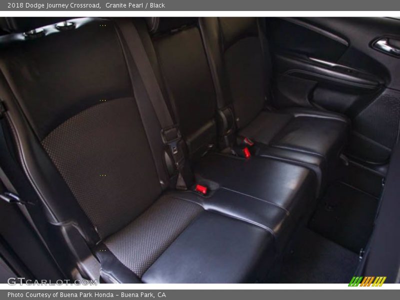 Granite Pearl / Black 2018 Dodge Journey Crossroad