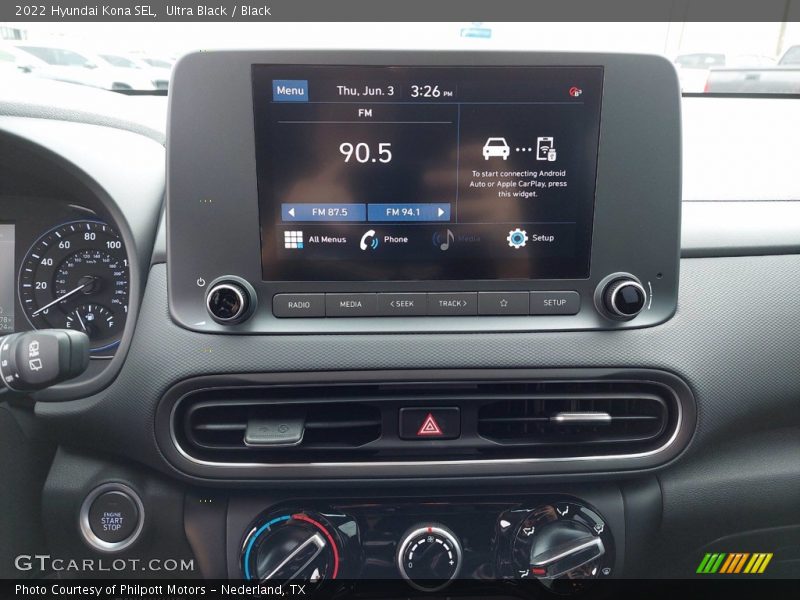Controls of 2022 Kona SEL